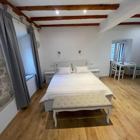 Nocturno Apartment *