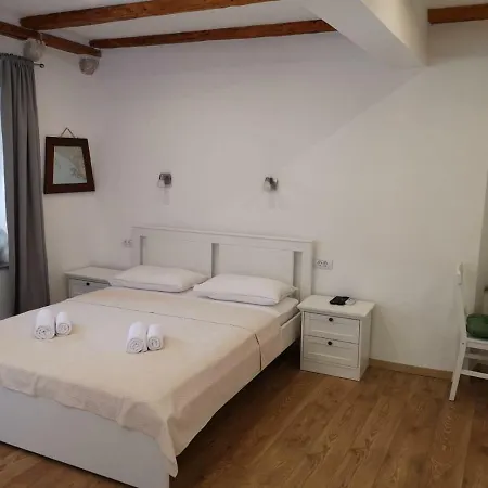 Nocturno Apartment